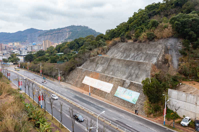 “忧心路”→“安心路”！群众出行直呼“很有安全感”