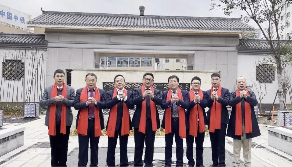 ȫ���Ƚ���������һ��λ�ϰ�����