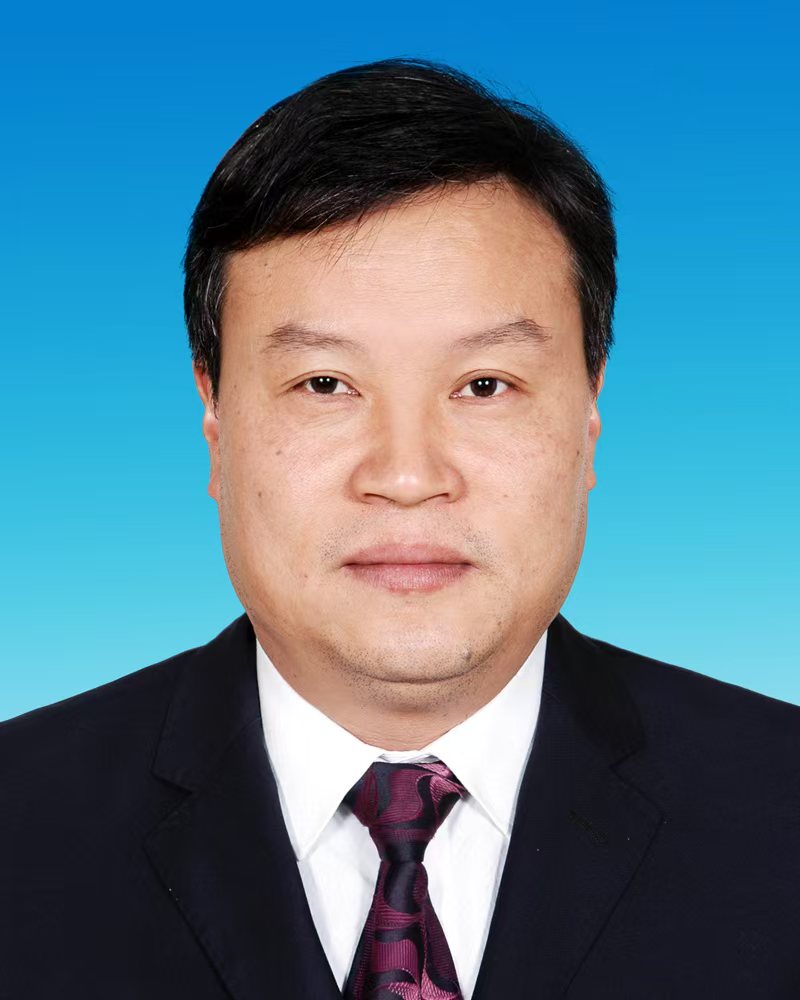 许用贵区委常委、副区长
