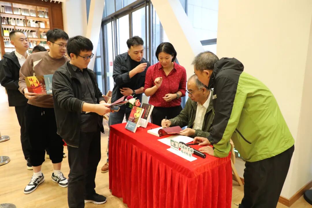 这场讲座，邀请来了电视剧《沉默的荣耀》史实顾问！