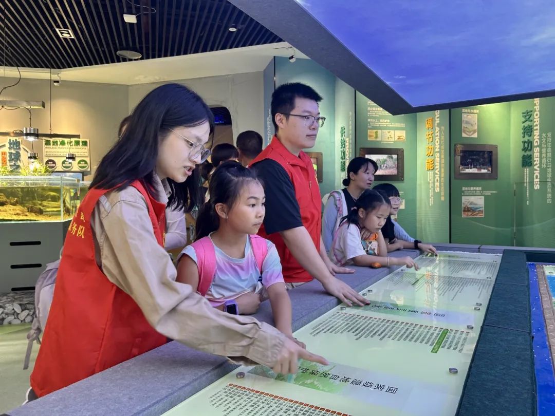 出发！“小卫士”闯湿地：解锁一场奇妙之旅