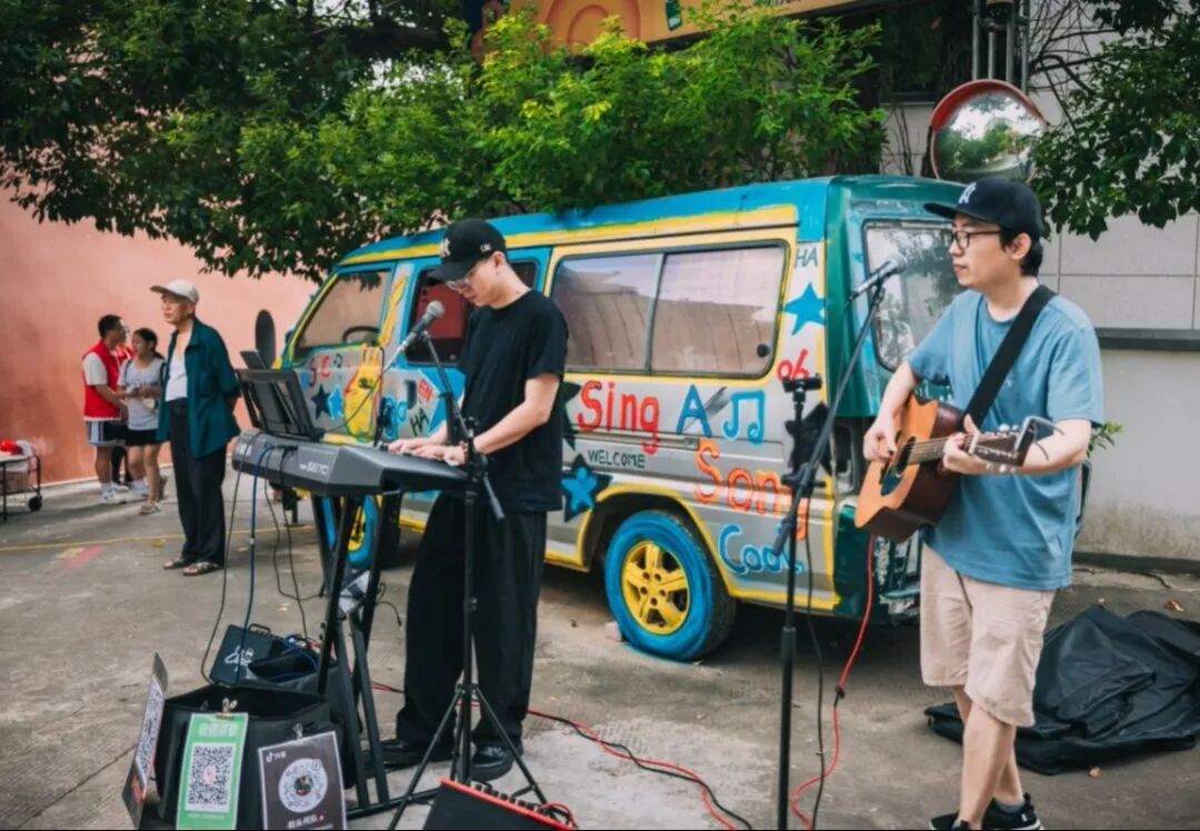 “乡”约罗联　尽享“村游”好时光