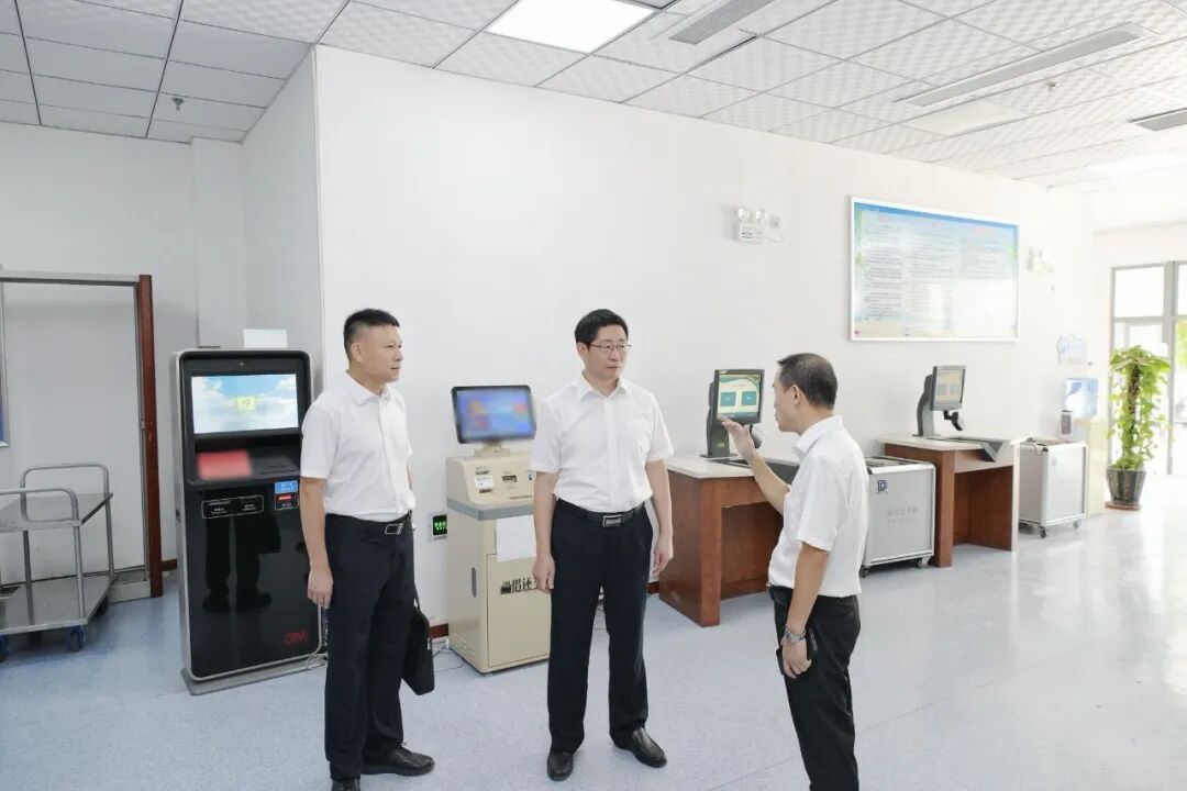 兰文走访区直部门