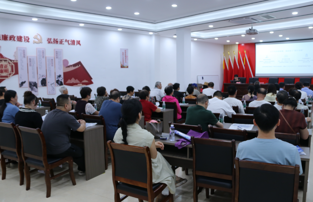 他们走进学校、社区，只为了做这件事……